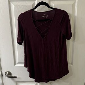 American Eagle Outfitters Burgundy Short Sleeve Tee